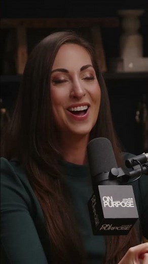 Master Flirty Glances: Body Language Secrets Revealed! #shorts