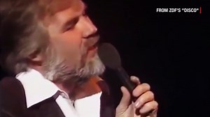 Country singer Kenny Rogers dies at 81