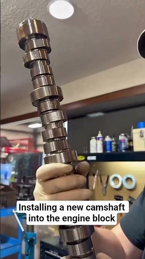 Installing a new camshaft into the engine block