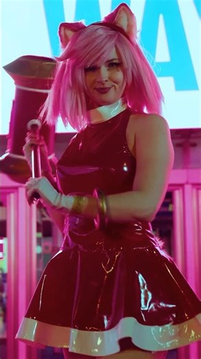 The perfect Amy Rose cosplay doesn’t exi— ✨💖 SONIC COSPLAY #shorts