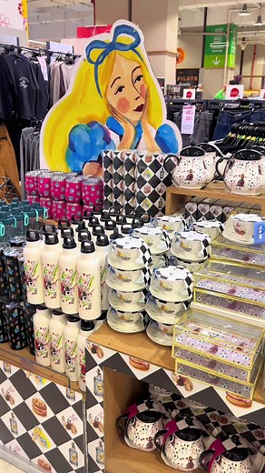 Colección Alicia en el País de las Maravillas en Jumbo