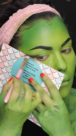 181K views · 2K reactions | Turn Yourself Into an Extraterrestrial Icon #reels #halloween #makeup | Bailey Sarian | Facebook