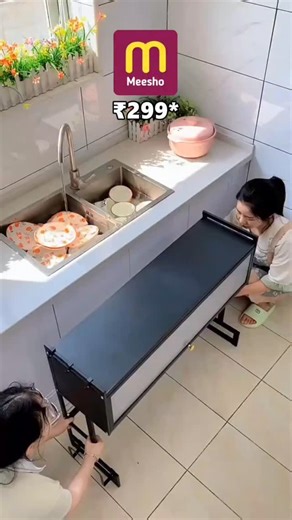 HOMENO on Instagram: "No problem! Here’s the information about the Schwarzschild Radius and Black Holes ⚫📏 🔹 What is the Schwarzschild Radius? • The Schwarzschild radius defines the size of the event horizon of a black hole, the boundary beyond which nothing, not even light, can escape. It is named after the physicist Karl Schwarzschild, who first derived it in 1916 🔭 • The Schwarzschild radius R_s is calculated by the formula: R_s = 2GM/c² where: - G is the gravitational constant, - M is the