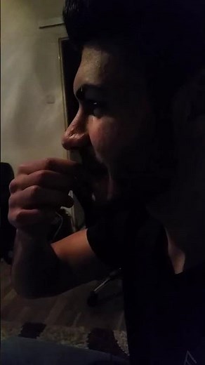 Tutorial: Sonnenblumenkerne öffnen und essen