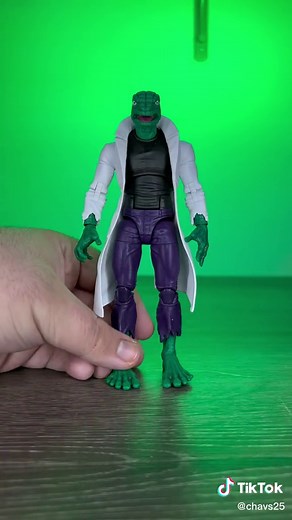 Marvel Legends Retro Carded The Lizard