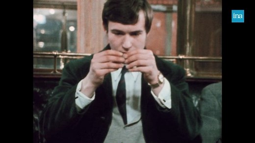 🪄MAGIE MAGIE.✨ "En magie, tout est possible." 1969, c'est avec une incroyable habileté que des magiciens amateurs réalisent la démonstration de leurs tours. Et pour ne pas perdre la main, il faut s’entraîner tous les jours. | INA