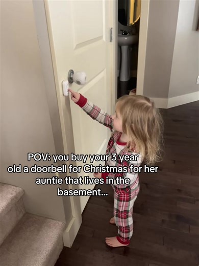 The best gifts come in the smallest packages 😂 #auntie #toddler #family #funny #foryou