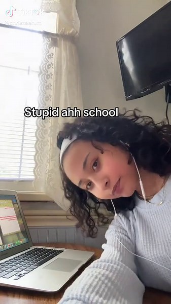 ️ (@christeen.m)’s videos with Tttttime - Faye Webster