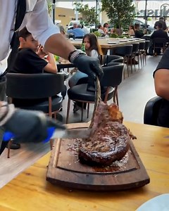 Is Salt Bae's Beverly Hills restaurant worth the hype? 🧂😯 | FOODbible