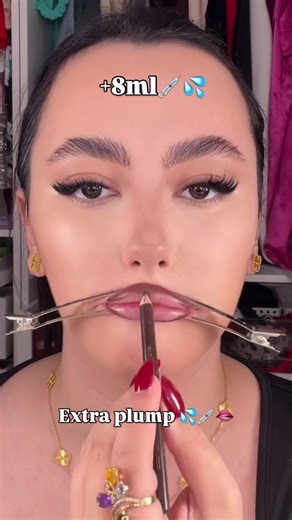 Extra Plump Lip Hack for Gorgeous Lips