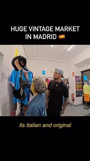 This area in Madrid has the BEST vintage shops 🇪🇸🔥
