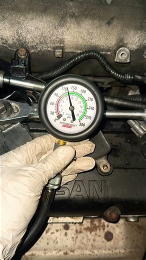 Compression test on b15 Nissan Sentra qr25de #automobile #nissan #shorts