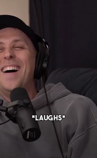 61K views · 1.6K reactions | I can't scroll Twitter when my kids are beside me  #romanatwood #twitter #shame | Roman Atwood | Facebook