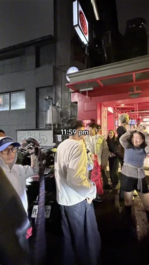 Cousins' Taiwan Trip Takes a Scary Turn During Dinner