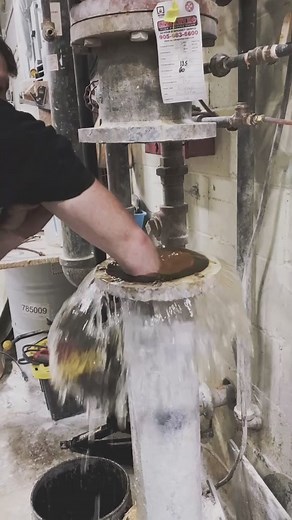 Alexander Anderson (@thefiresprinklerguy)’s videos with Shoot to Thrill - AC/DC