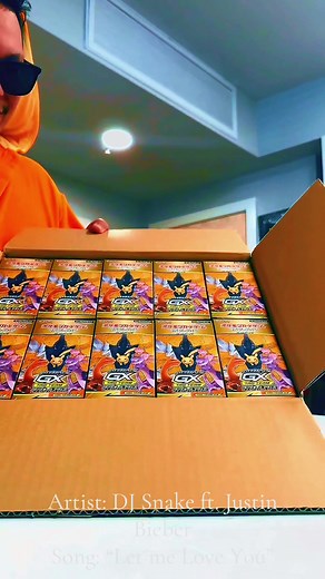 HIGH CLASS TAG TEAM GX IS NOW AVAILABLE IN OUR SHOP!! Currently, there was only this ONE SEALED CASE IN THE WORLD and we opened it! 🤯🤯 God packs ranging from 2-5k have the potential of being in one of these packs! Good luck and thanks for the continued support! #fyp #fypage #pokemoncards #japanese #tag #team #gx #high #class #case #unboxing #extremely #rare #pokemontiktok #pokemoncommunity #charizard #pikachu #blastoise #amazing