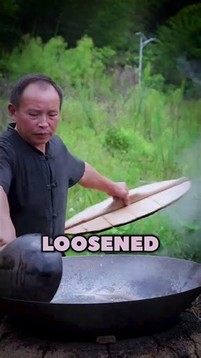 How Donkey Hooves Helped Create Dominoes