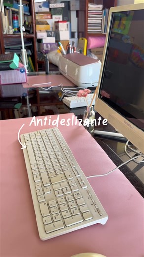 Tapete antideslizante para tu escritorio a un super precio, ideal para tener tu oficina organizada y bonita #mousepad #cleantok #oficina #girls #organización