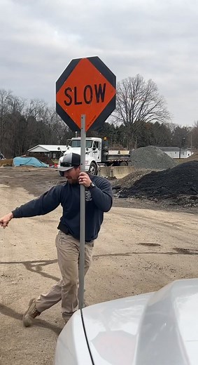NPL Flagger safety training courtesy of @bcain7 and that’s basically how you flag #union #construction #flaggerproblems #fyp