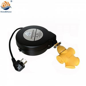 [Hot Item] Retractable Power Cord Holder with Power Strip