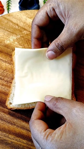 Garlic Cheese Bread Recipe l Street Food #shorts