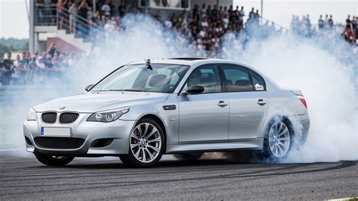 Best burnouts and donuts from supercars