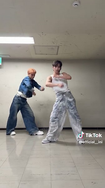 ATEEZ Lemon Drop Dance Challenge & Performance Highlights