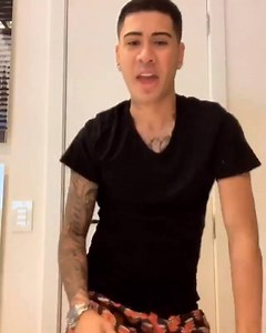 Desafio o mundo inteiro fazer o #TerremotoChallenge melhor que eu! Dançarino profissional atuando na área 💁🏽‍♀️🤣 Anitta | Kevinho