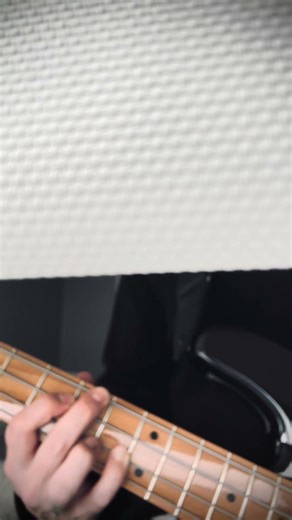 First time sweep picking my bass #bassguitar #fender #pbass