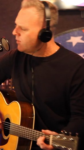 GOBBLE GOBBLE🦃 Matthew West performs his Thanksgiving HIT, “Gobble Gobble” LIVE! #matthewwest #gobblegobble #thanksgiving | Big D & Bubba