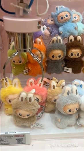 LABUBU Doll Claw Machine 🐰 Pin for Love 💛 Which color would you pick? sing Popmart #labubu song