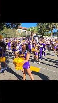 LSU cheerleaders | Victory Hill Parade | South Carolina vs LSU | Homecoming 2025