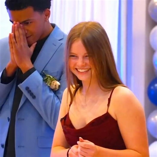 WHO IS THE IMPOSTER?! 😱 #shorts