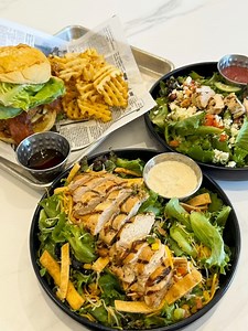 2.7K views · 25 reactions | Local never tasted so good! From our farm to your plate in just four miles! At The Commonwealth Texas, experience the delicious, pesticide-free freshness of TrueHarvest greens. Their menu boasts an array of gourmet chef inspired dishes crafted with the freshest TrueHarvest lettuce! #LettuceElevated The Commonwealth Texas 11830 W Adams Ave Temple, TX 76502 #TrueHarvestFarms #Texas #eatyourgreens #hydroponics | TrueHarvest Farms | Facebook