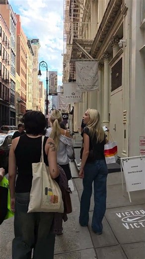 NYC Walking Tour | SoHo 🍷 뉴욕 소호 거리 #soho #newyork #manhattan #travel #뉴욕 #여행 #거리풍경