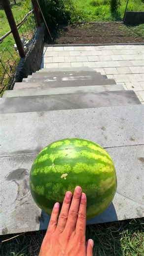 Enjoy Satisfying Sounds with Glass Bottle Stacking