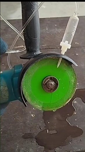 Great Idea Dust Control Water System for Angle Grinder for Cutting Tiles and Marble