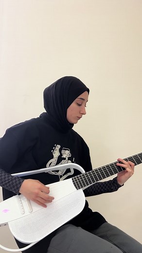 Enya NEXG 2N Nylon String Guitar Magic Looper Demo