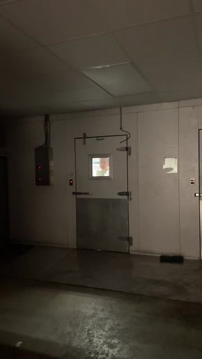 you gotta be the cake to bake the cake #carlosbakery #cakeboss #buddyvalastro #empath #freezer #wecannotescapewecannotcomeout #bakery