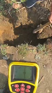 Taken from our actual demo at Indian railways. We’ve used RIDGID SR-24 Line Locator along with the SeekTech ST-33Q Transmitter to identify the cable line accurately on the railway track. The result was indeed impressive—Look at what we’ve dug up in the field! Need a demo? Message us here on our Facebook or Instagram page or email us at ridgid.asia@emerson.com #RIDGID #RIDGIDTools #RIDGIDAsia #RIDGIDdemo | RIDGID Asia