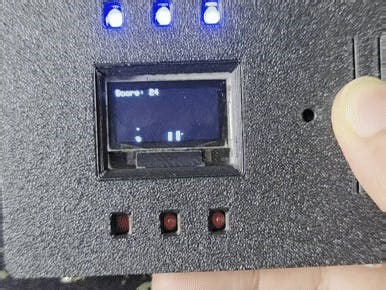 A Simple Gaming Console Using ESP32 LORA Display Module