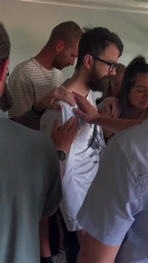 Church isn’t just something you attend once a week, it’s a family you belong to. Church in rows is important , but we also do church in circles. Flight Crews are back in action - find your crew today on the V1 Church App! 🔥