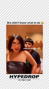 recipe of the day 👇 Here’s a recipe for Cheesy Garlic Breadsticks—crispy, gooey, and perfect for dipping while you scroll through your favorite clips. Ingredients: - 1 can refrigerated pizza dough - 1 cup shredded mozzarella cheese - 1/4 cup grated Parmesan cheese - 2 tablespoons melted butter - 2 cloves garlic, minced - 1 teaspoon dried parsley - 1/2 teaspoon garlic powder - Marinara sauce for dipping Instructions: 1. Preheat oven to 425°F (220°C). Line a baking sheet with parchment. 2. Roll o