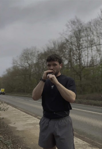 Week 16 - WERE BACK BABY!!! (Also my first run in my marathon shoe!) First run back after a 2 week hiatus. And my plan was to go for a nice n easy 5k but then I thought well I’ll up it to 8k if I’m feeling alright but ended up doing a nice and easy 10k. Managed to hit marathon pace for a few kms which was good, leg seemed to be ok so hopefully it’s plain sailing from here! It was also the first run in my marathon shoe and I’ve gone for the @asicsrunning Gel Nimbus 27 and honestly what a shoe, pr