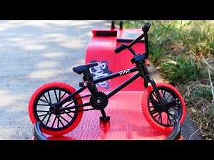 BMX Finger Unboxing Red Skatepark Ramp | Black Bmx Cult | Pro Fingerbmxing Tricks