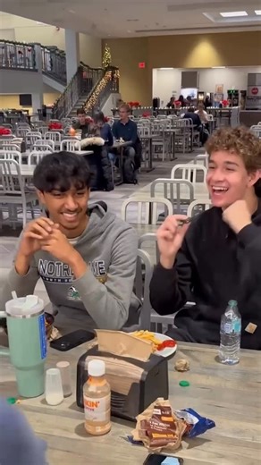 Notre Dame Dining on Instagram: "You’re so close, Irish! We shared a few tips you can follow in the dining halls to help you finish this week strong… Look for key ingredients like: ☘️ Focus on protein ☘️ Get in those omega three fatty acids (salmon, chia seeds) ☘️ Don’t forget Vitamin B12 (eggs, seafood, meat) ☘️ See out choline sources (potatoes, fruit) Go Irish!"