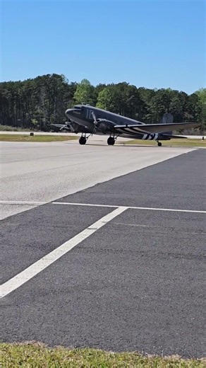 Douglas C-47 Dakota Takeoff Vintage Aircraft | WWII Plane Takeoff C47 Skytrain in Action