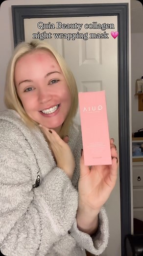 My first time using a collagen mask…and it didn’t disappoint! @quiakorea (ad) 🧖🏼‍♀️ The Quia Beauty Collagen Night Wrapping Mask is the product for the ultimate hydration and glass skin! I was worried I’d struggle to sleep with it on my face overnight whilst it worked its magic but no issues at all! Peeling off the next day and revealing glowy skin and feeling refreshed feels absolutely wonderful! It has so many skin benefits and the key thing for me is how it’s reduced my redness and boosts m