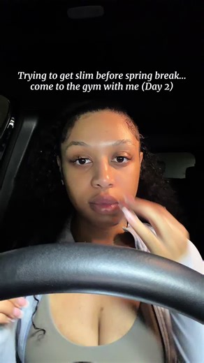 Trying to get slim before spring break… Day 2 🏋🏽‍♀️ consistency over motivation. Who’s coming to the gym with me tomorrow? 👀 my trainer does the absolute most ! #gymtok #springbreak #fitnesstok #dayinmylife #minivlog