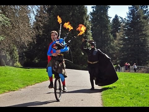 Ukulele Batman vs Bagpipe Superman - Theme Song Battle